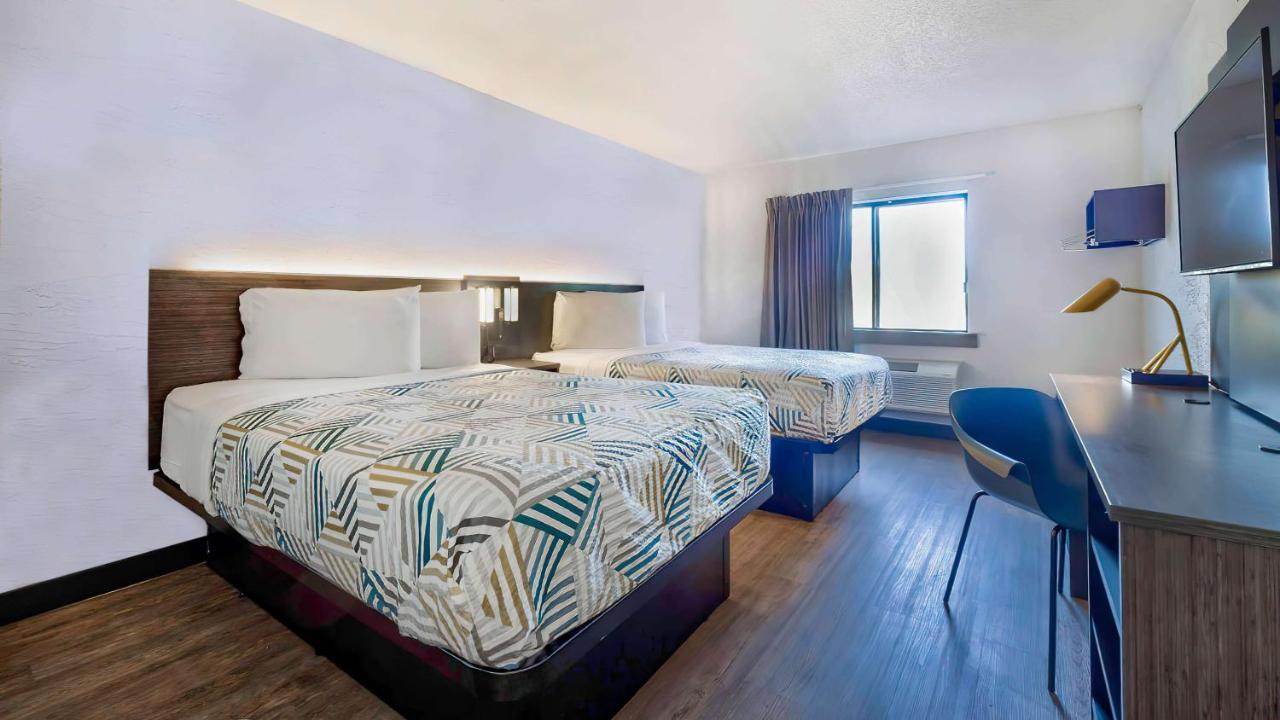 Motel 6-Milwaukee, Wi - Glendale Экстерьер фото
